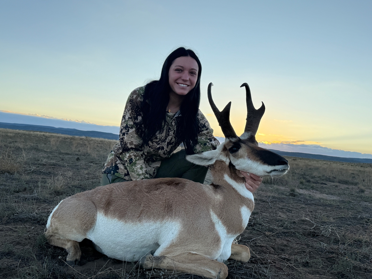 Youth Pronghorn Antelope Hunts